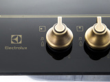 Поверхность Electrolux GPE363RBK 8