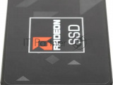 Накопитель SSD AMD Radeon R5 R5SL256G, 256 ГБ, 2.5", SATA III, R/W 537/451 МБ/с 3