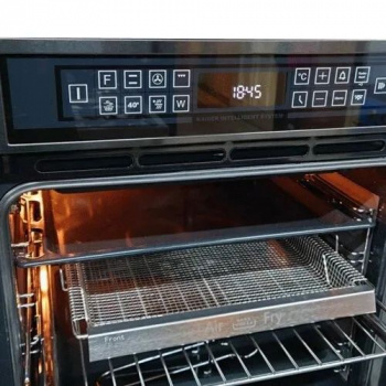 Духовой шкаф Kaiser EH 6306 RS