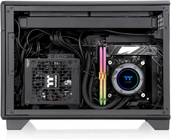 Корпус Thermaltake TR100 ,без БП, SFF, черный, 0, 8x140mm 2x200mm