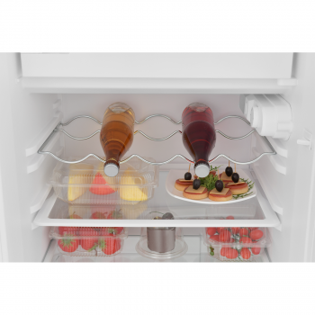 Встраиваемый холодильник Scandilux RBI136