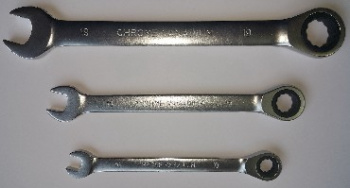 Ключ гаечный AUTOVIRAZH (AV-315007) Ключ комб с трещоткой 7mm AV Steel